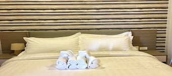 ECL Travellers Inn