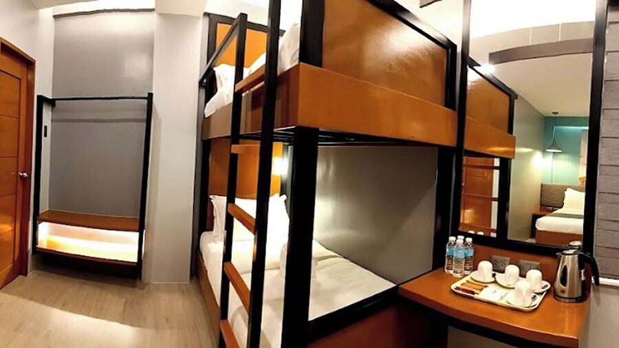 ECL Travellers Inn