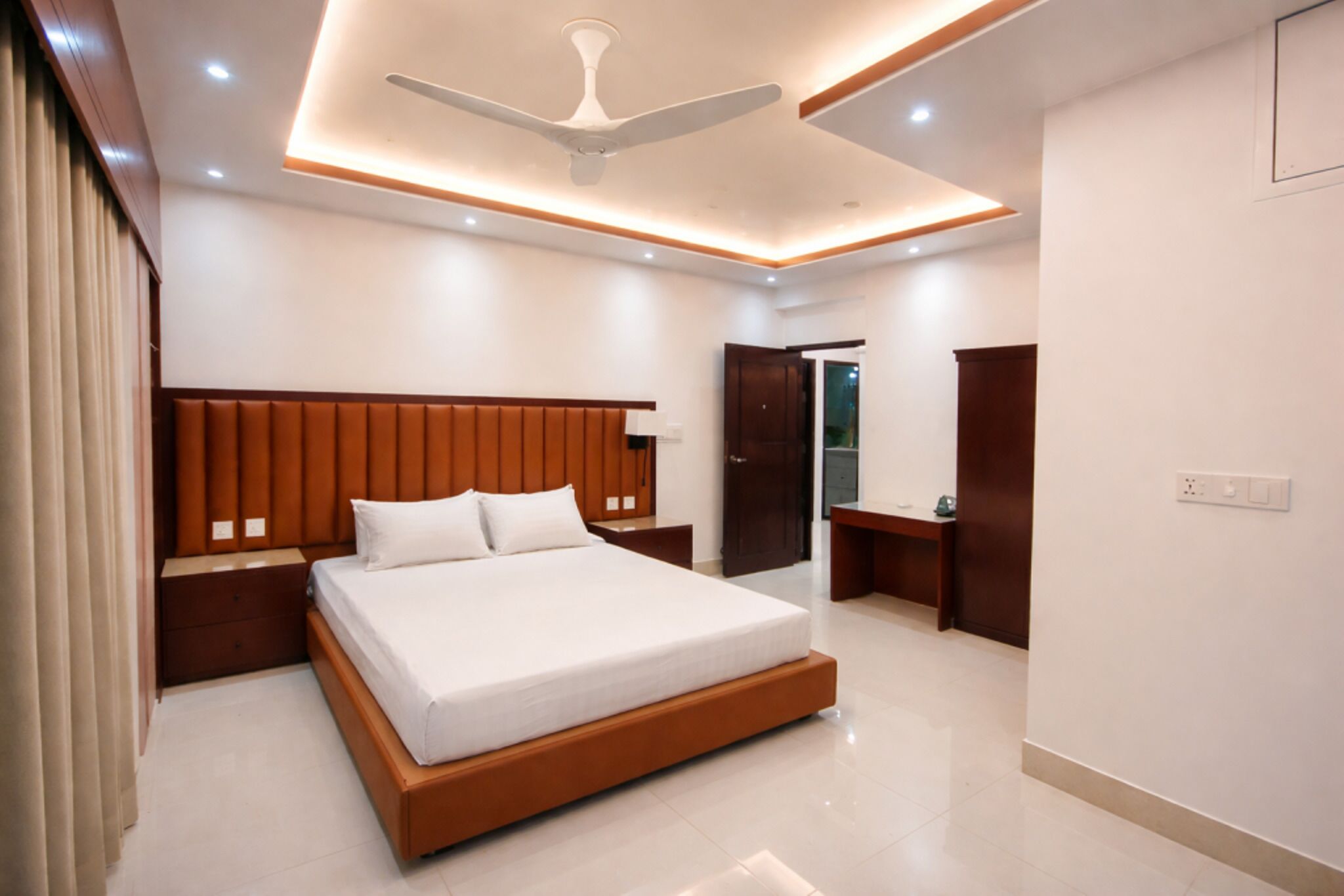 Family Suite, City View | Blackout curtains, free WiFi