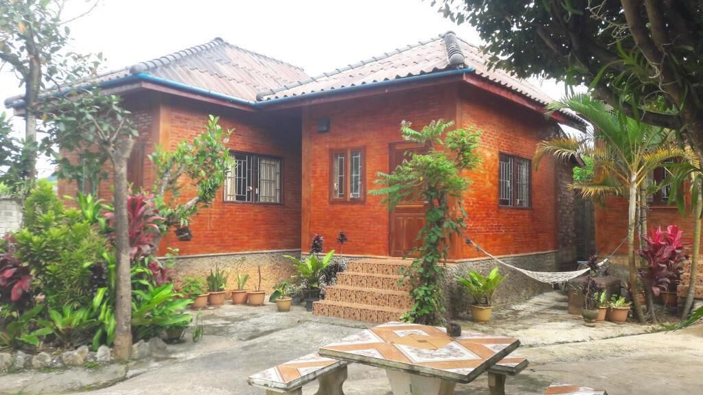 Standard Bungalow | Exterior
