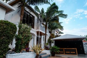 Exterior - KAZE CONSOLIDATE HOME INN (Kigali)