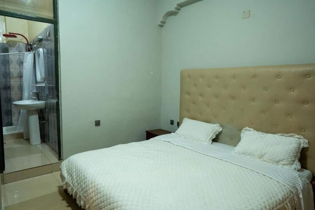 Deluxe Double Room, Balcony, City View | Blackout drapes, iron/ironing board (on request)
