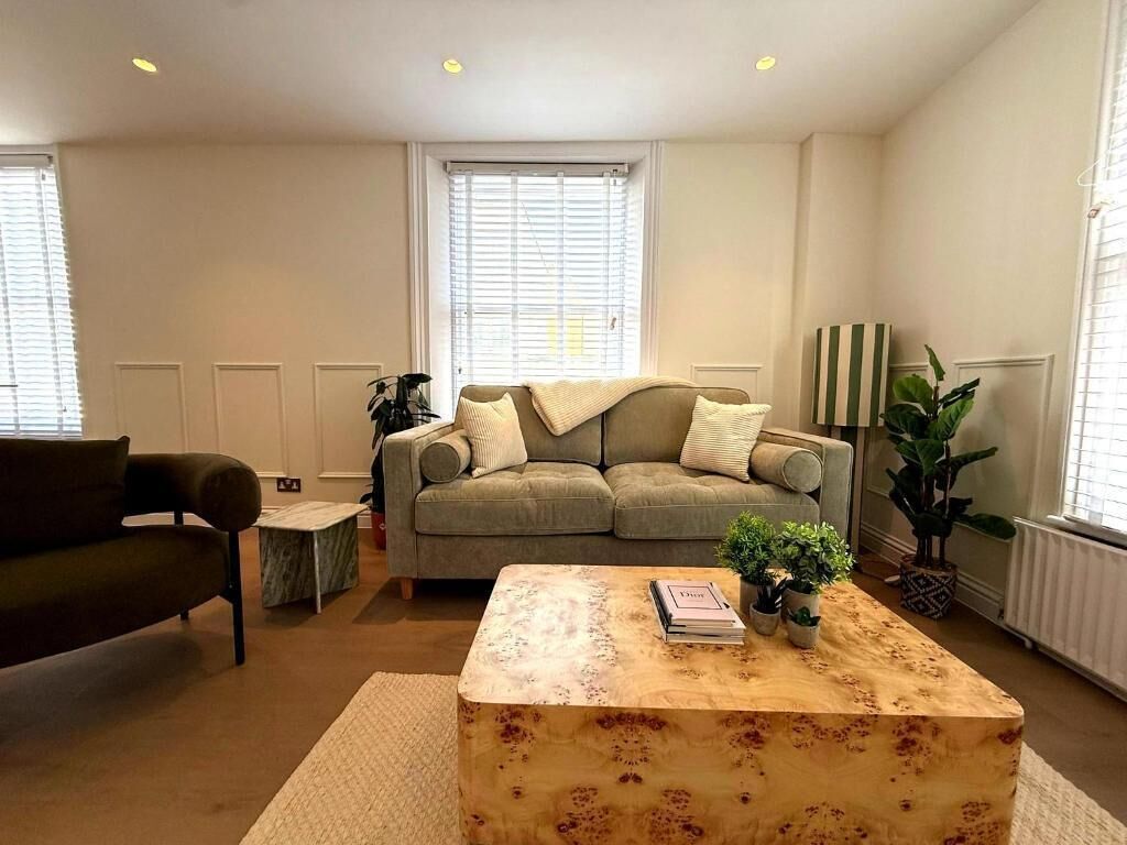 Standard Apartment | Living area