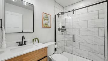 Hair dryer, towels