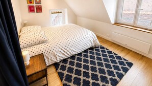 1 Schlafzimmer, Schreibtisch, Reisekinderbett, kostenloses WLAN