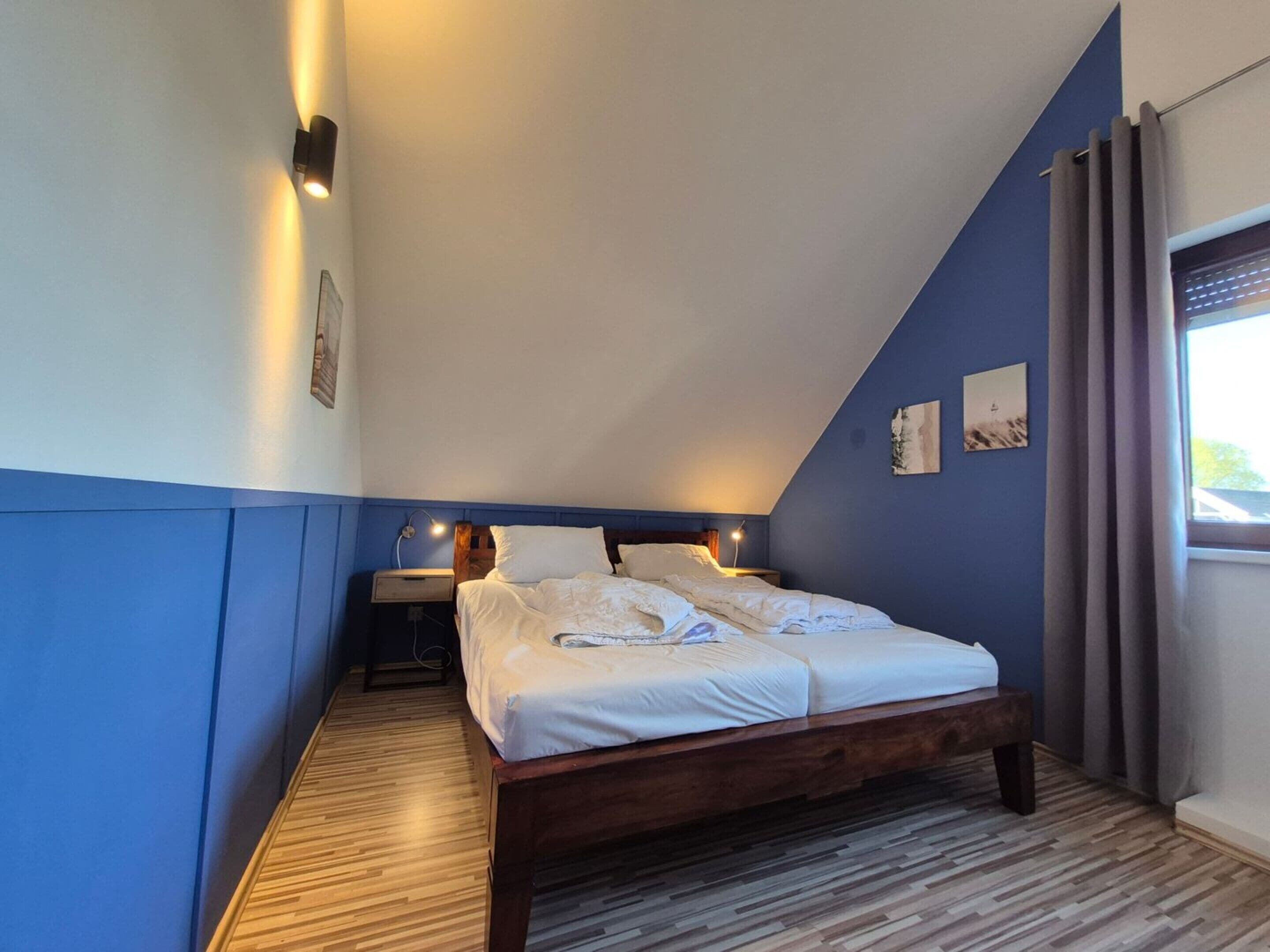 House | 3 bedrooms, individually furnished