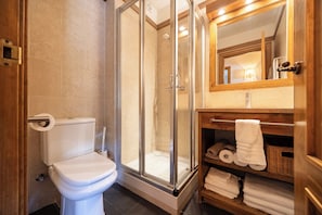 Bathroom - La Molina: Ski-in apartment with private parking (Alp)
