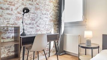 5 Schlafzimmer, Bügeleisen/Bügelbrett, WLAN, Bettwäsche