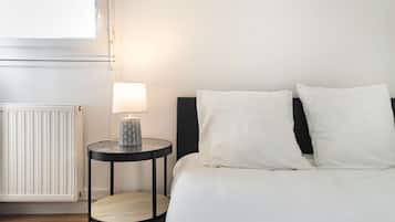 5 chambres, fer et planche à repasser, Wi-Fi, draps fournis