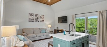 The Palmer - A Modern Cottage in Wine Country