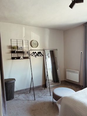1 bedroom, iron/ironing board, WiFi, bed sheets - Tiny House - Đulbašća, FREE PARKING (Sarajevo)