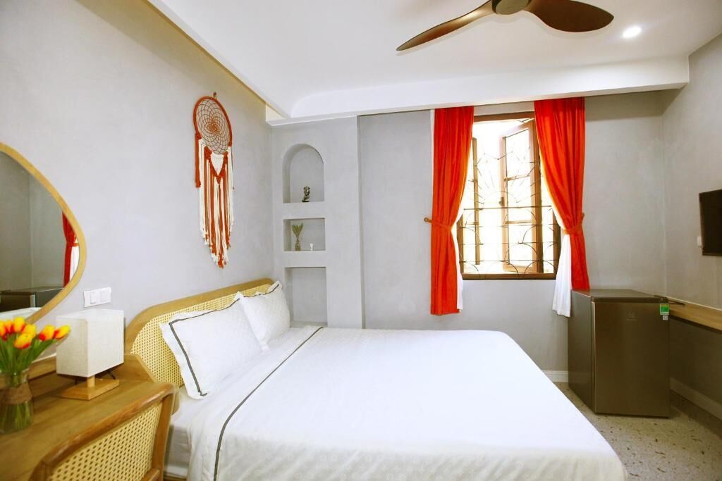 Superior Double Room, City View