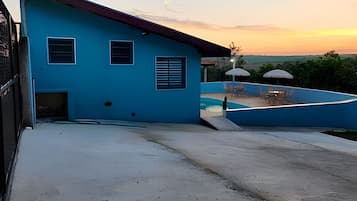 Villa | Alberca | Alberca al aire libre