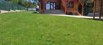 Luca's Chalet Ocnele Mari – Premium Wooden Chalet