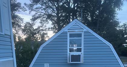 The Dutchmen 420 Friendly. Loft tiny house