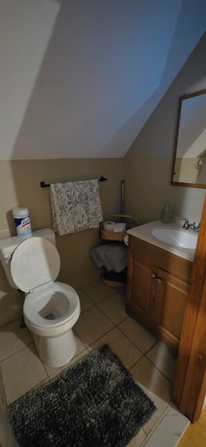Bathroom - Serene studio in Swanton perfect for a relaxing home away from home. (Swanton)