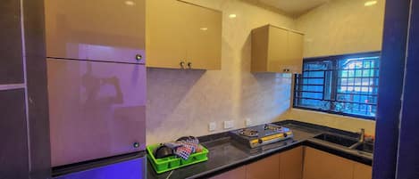 Apartment, Balcony | Private kitchen