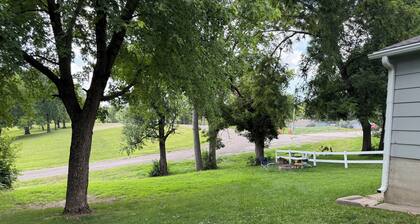 4-BR2-BA House INSIDE Iowa State fair! With jetted tub for 2