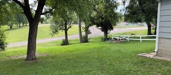 4-BR2-BA House INSIDE Iowa State fair! With jetted tub for 2