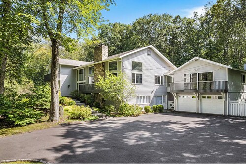 3‑Acre Weston Retreat w/ Pool & Basketball Court