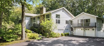 3‑Acre Weston Retreat w/ Pool & Basketball Court