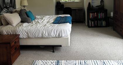 Family-friendly 3-bedroom house near Sun Valley with AC in serene Bellevue