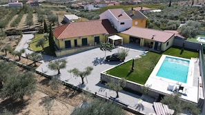 Triple Room, Pool View | Exterior