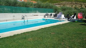 Studio Classique, vue piscine | Piscine | 7 piscines extérieures