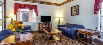 Econolodge inn and suites