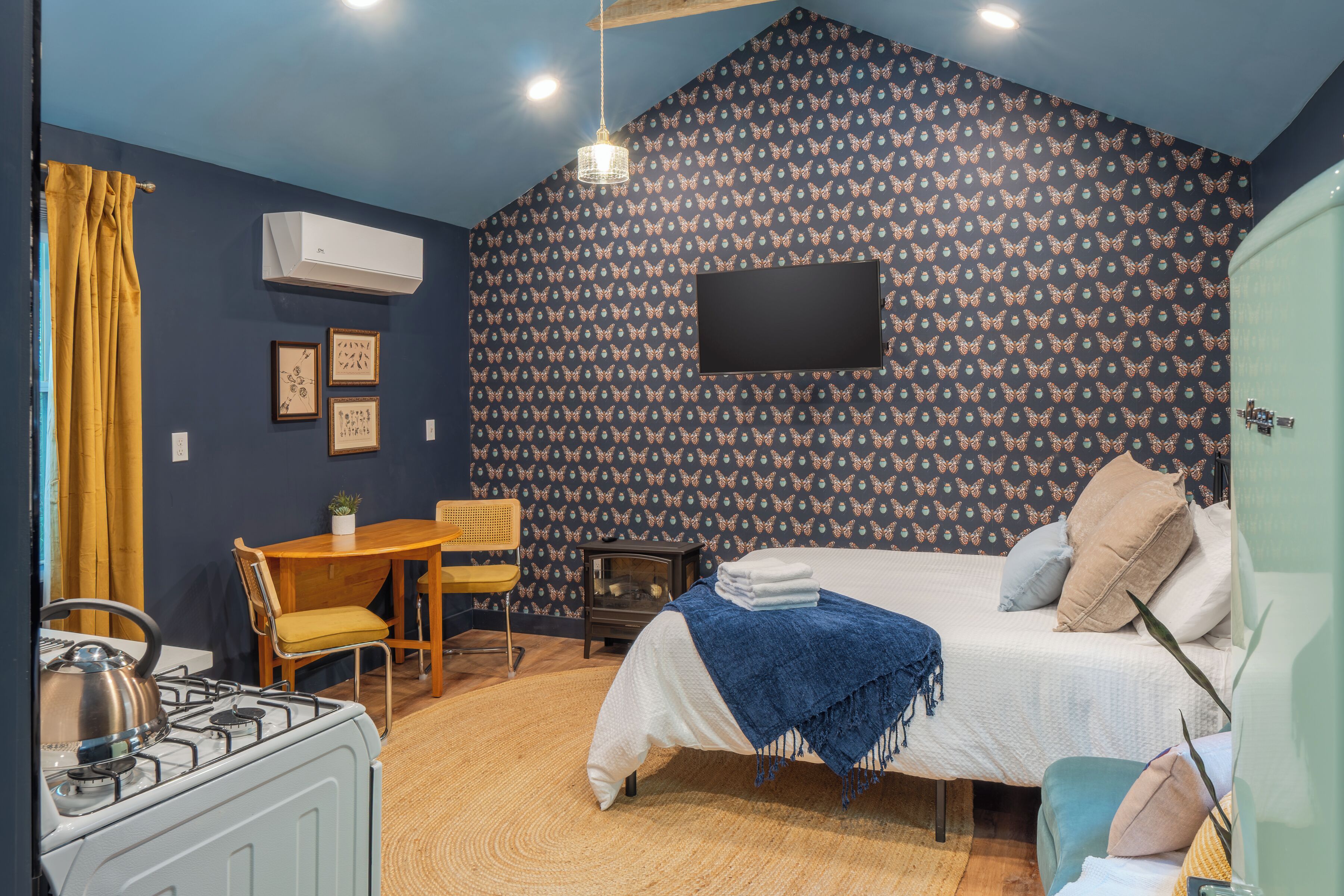 1 bedroom, free WiFi, bed sheets