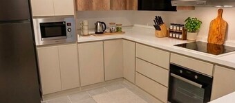 Luxury 3-bedroom apartment stay Jeddah