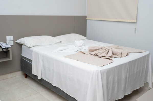 Luxury Double or Twin Room | Desk, laptop workspace, iron/ironing board (on request), WiFi (free)