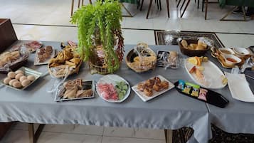 Desayuno buffet incluido todos los días
