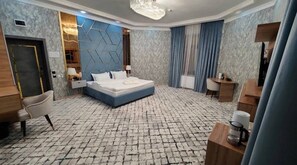 Deluxe Double Room - Royal Hotel Navoi (Navoi)