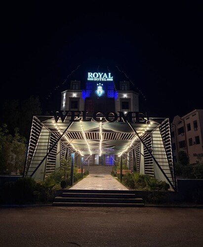 Royal Hotel Navoi