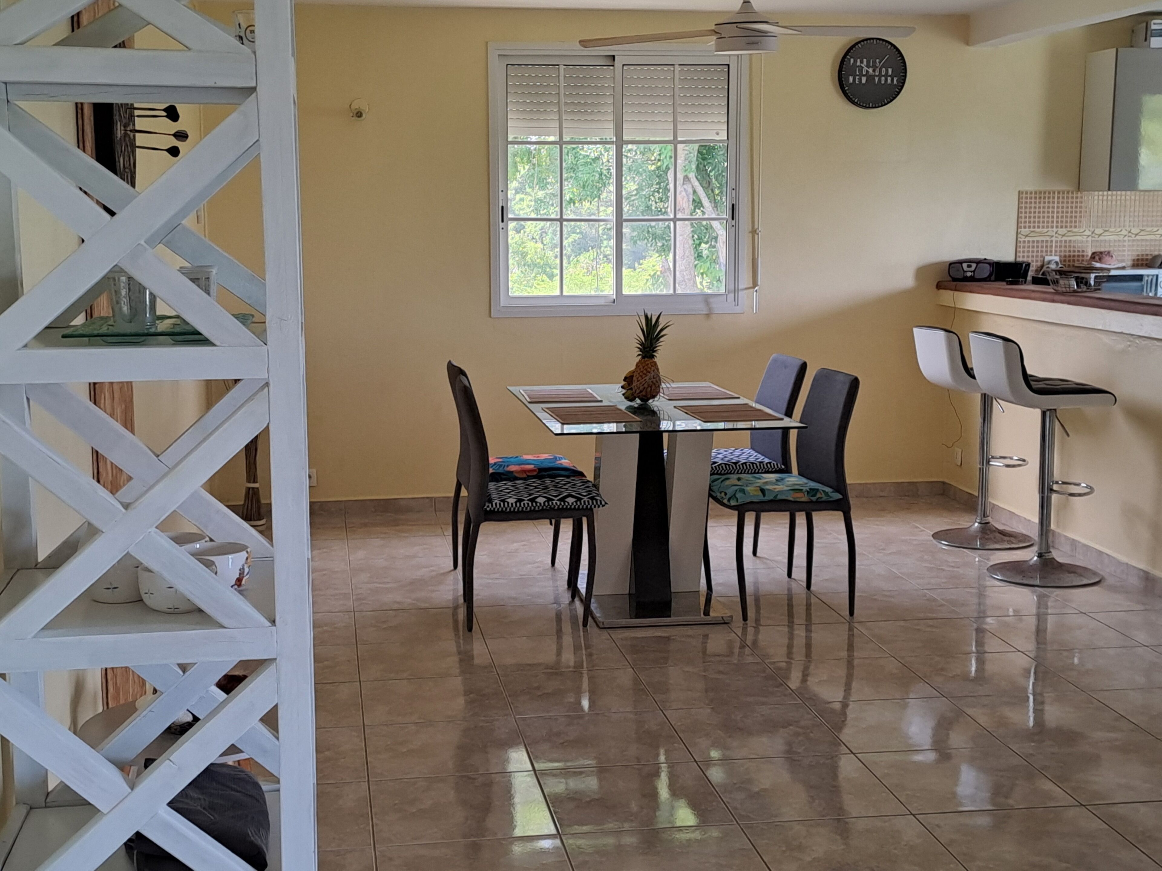House | Dining