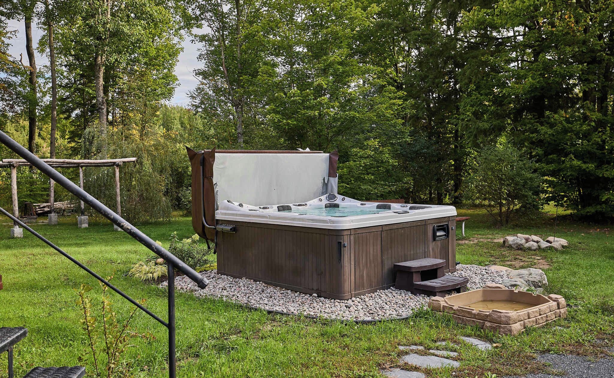 Bain à remous extérieur