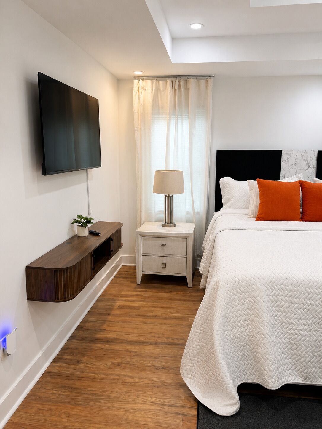 3 bedrooms, iron/ironing board, free WiFi, bed sheets
