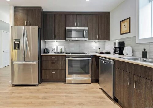 Seaside One Bedroom Suite with Parking