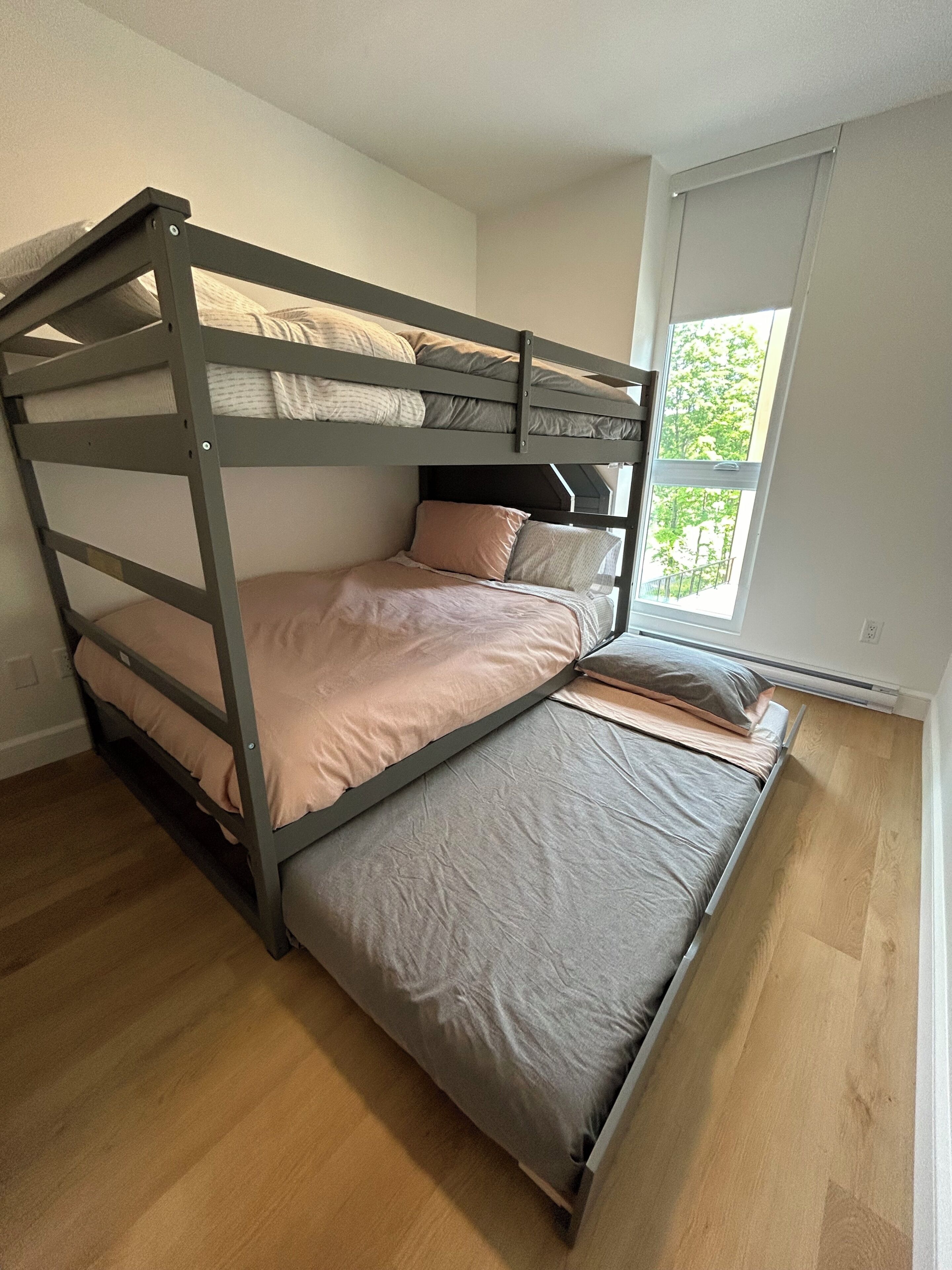 3 bedrooms, WiFi, bed sheets
