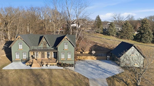 Spacious 5BR Retreat w Game Room, Huge Drive & Private Setting