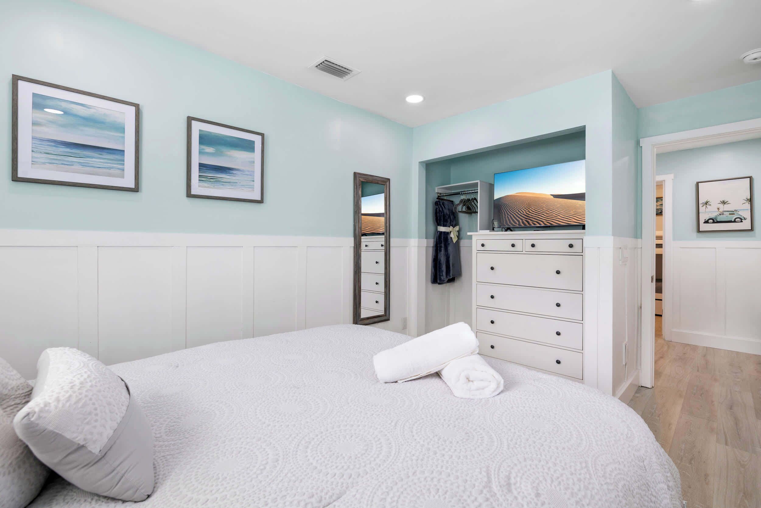 4 bedrooms, iron/ironing board, travel cot, WiFi