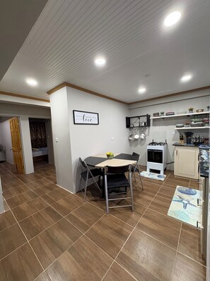 Dining - D'Horizon Comfort Suites: Family-friendly 2 bedroom apartments with Ocean Views (Calibishie)