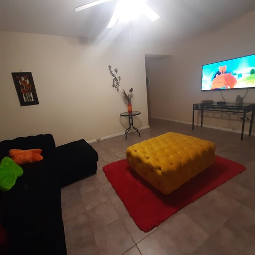 Lovely 3 Bedroom With Full sea View, Restaurants,