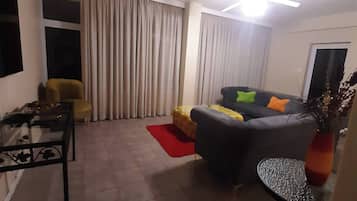 Apartment, 3 Bedrooms, Accessible, Balcony | Living room