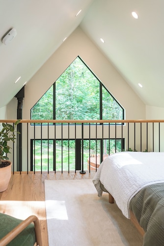 Modern Luxury Cabin - Hiking Trails - Farm Stay - Oak Cabin : Unit C