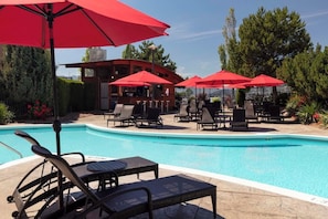 Pool - 2 Bed 2 Bath Lagoon Side @ Delta Grand (Kelowna)