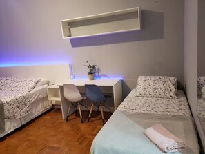 Tabla de planchar con plancha y wifi gratis 