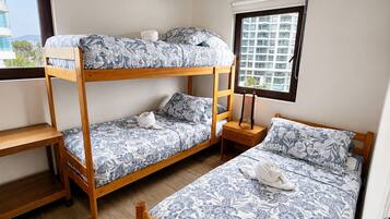 3 bedrooms, WiFi