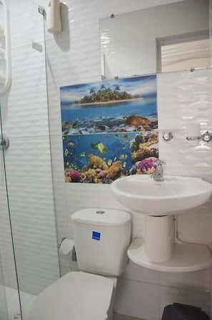 Bathroom - Hostal Marbella 47 (Cartagena de Indias)